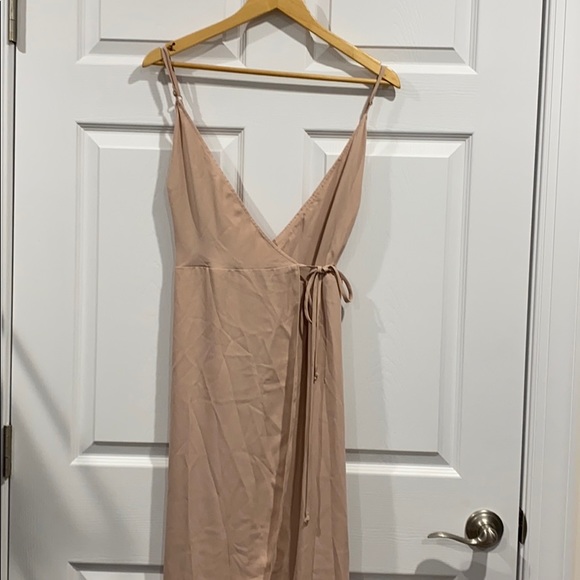 NEW • Show Me Your Mumu • Meghan Wrap Dress Midi - Picture 3 of 5